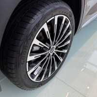 Geely Monjaro — миниатюра 12