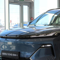 Geely EX5 EM-i — миниатюра 2