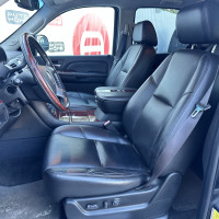 Cadillac Escalade — миниатюра 16