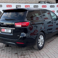 KIA Sedona — миниатюра 4