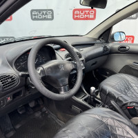 Peugeot 206 — миниатюра 7