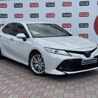 Toyota Camry — миниатюра 3