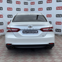 Toyota Camry — миниатюра 5