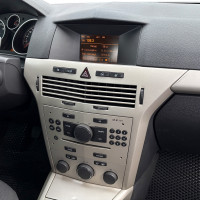 Opel Astra — миниатюра 13