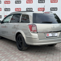 Opel Astra — миниатюра 4