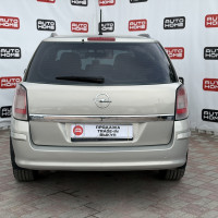 Opel Astra — миниатюра 5
