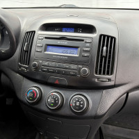 Hyundai Elantra — миниатюра 10