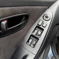 Hyundai Elantra — миниатюра 12