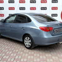 Hyundai Elantra — миниатюра 6