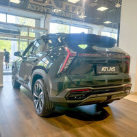 Geely Atlas — миниатюра 16
