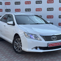 Toyota Camry — миниатюра 3