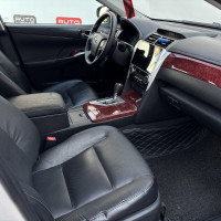 Toyota Camry — миниатюра 9