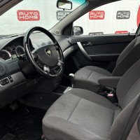 Chevrolet Aveo — миниатюра 7