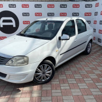 Renault Logan — миниатюра 2