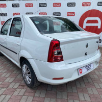 Renault Logan — миниатюра 4