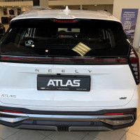 Geely Atlas — миниатюра 11