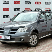 Mitsubishi Outlander — миниатюра 1