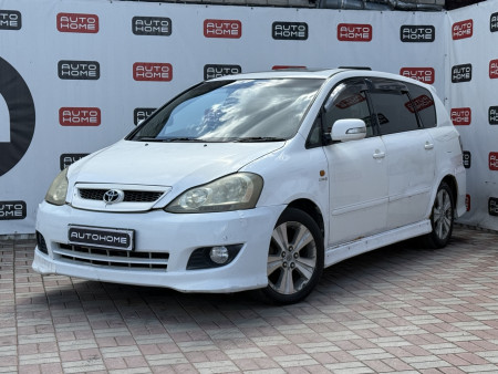 Toyota Ipsum