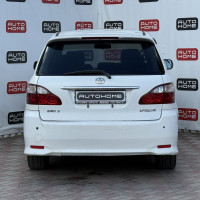 Toyota Ipsum — миниатюра 5