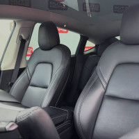 Tesla Model Y — миниатюра 15