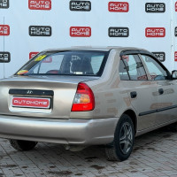 Hyundai Accent — миниатюра 4