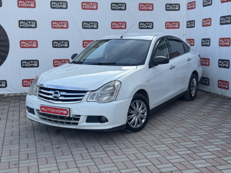 Nissan Almera