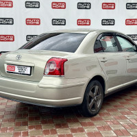 Toyota Avensis — миниатюра 6