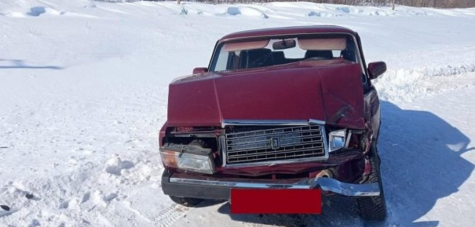 Под Сорочинском в ДТП с КамАЗом пострадали два человека