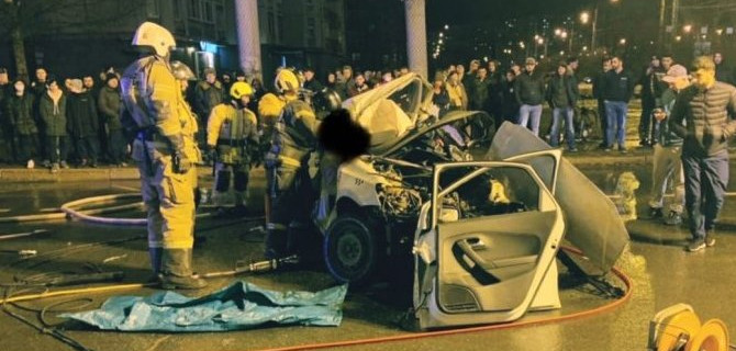 В Петербурге в ДТП погиб водитель такси