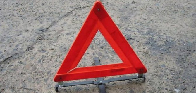 В Петрозаводске опрокинулся автомобиль