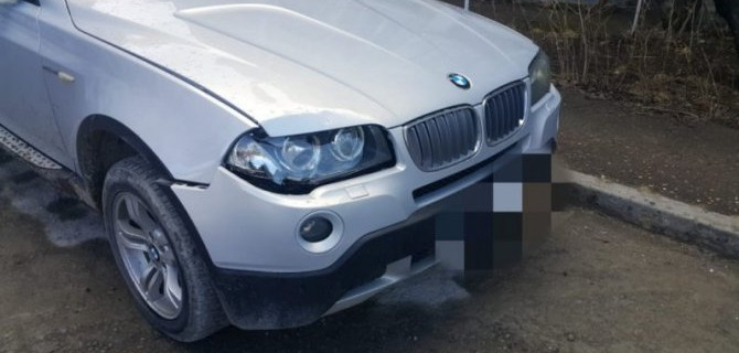 В Кисловодске водитель BMW сбил пешехода и попытался скрыться, но был задержан