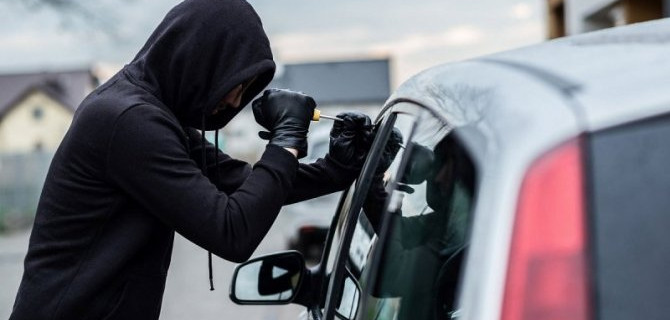 Названы самые угоняемые в России автомобили