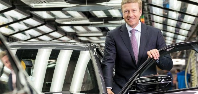 Глава BMW заявил, что его компания не собирается отказываться от производства автомобилей с ДВС