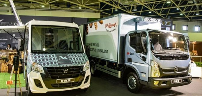 Горьковский автозавод представил две новые спецмашины