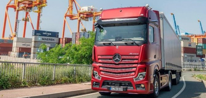 Почему стоит выбирать грузовики от Mercedes-Benz