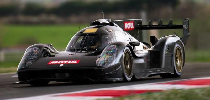 Фирма SCG готовит дорожную версию своего гоночного болида