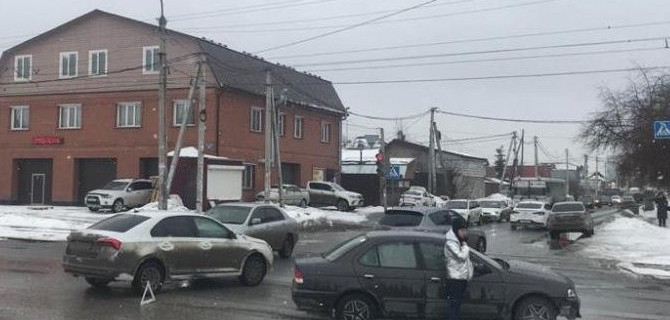 10-летняя девочка пострадала в ДТП в Новосибирске