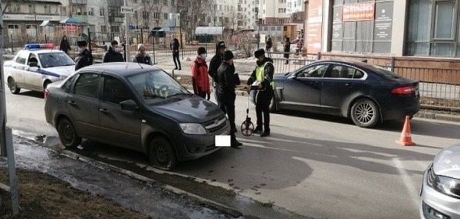 В Екатеринбурге насмерть сбили женщину