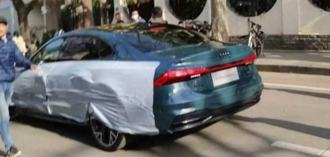 Появился снимок удлинённого Audi A7