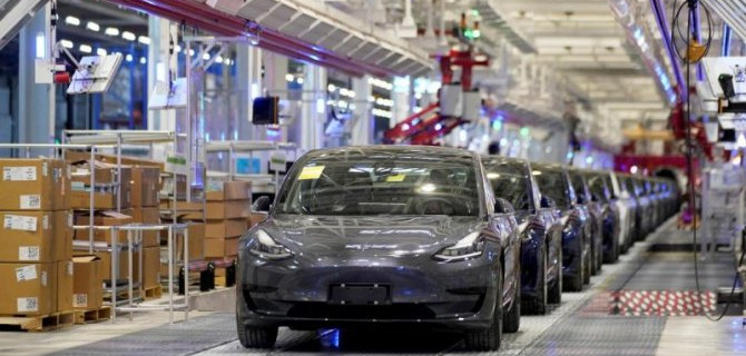 Фирма Tesla построит новый завод — на этот раз в Индии