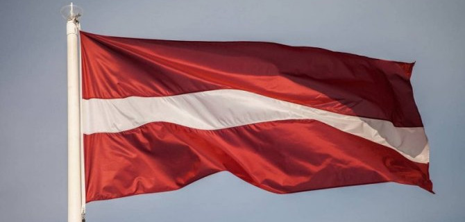 Президент Латвии попал в ДТП