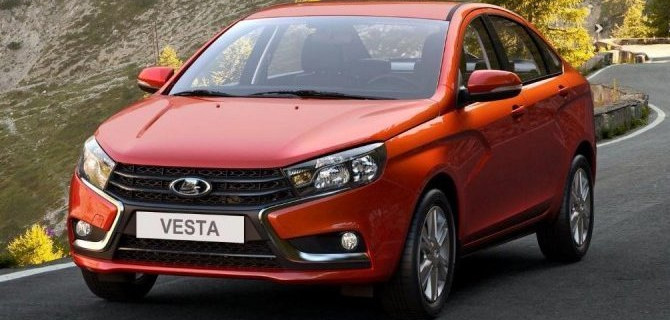 В понедельник начнутся продажи Lada Vesta с новой «мультимедийкой»