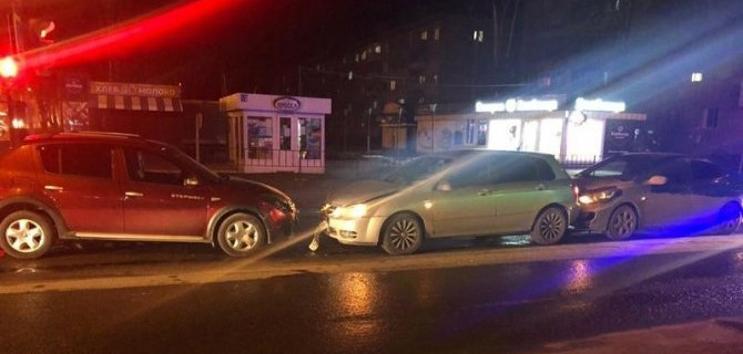 Водитель пострадал в тройном ДТП в Йошкар-Оле