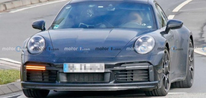 На испытания выехала новая версия купе Porsche 911