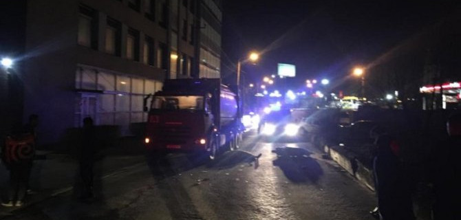 В Ростове в ДТП погибла 15-летняя пассажирка скутера