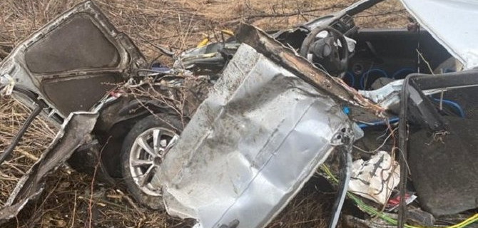 В Скопинском районе ВАЗ попал под поезд – погиб молодой водитель