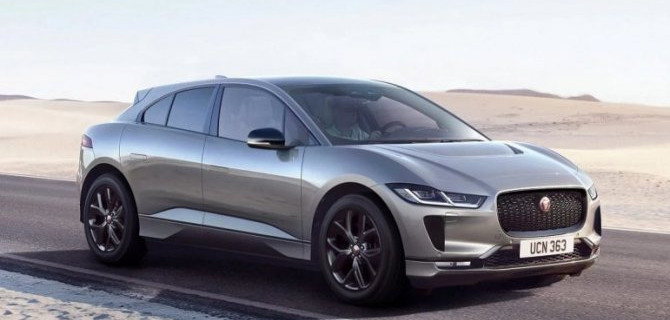 Jaguar I-Pace «почернел»