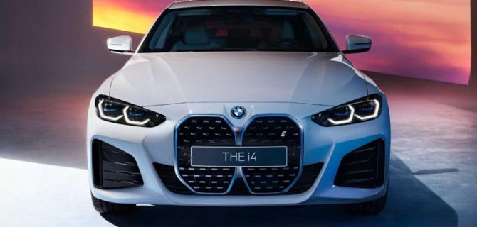 Шанхай-2021: представлены две новинки от BMW 