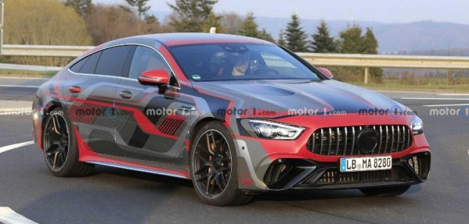 По «Нюрбургрингу» ездит Mercedes-AMG GT73e