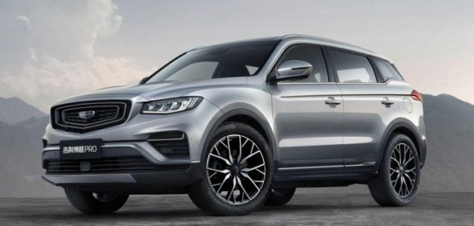 В Москве замечен новый кроссовер Geely Atlas Pro